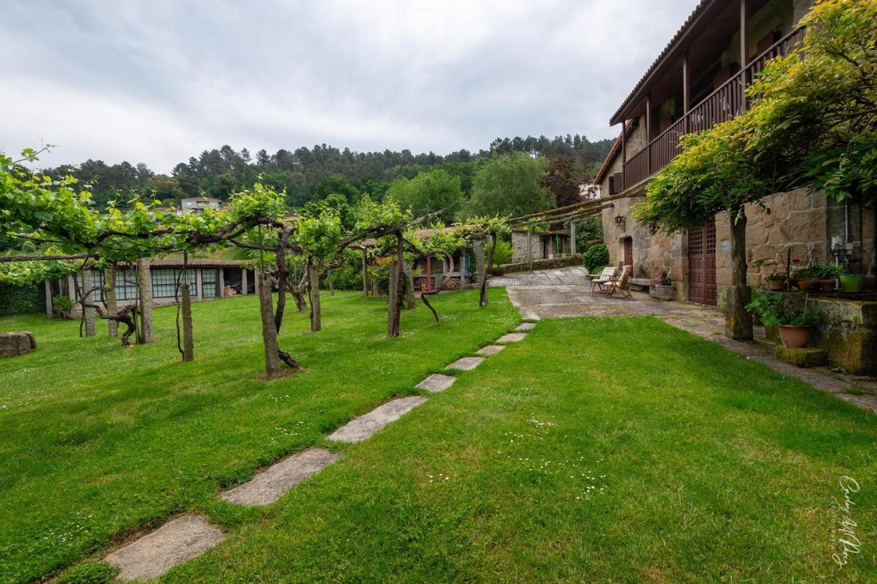 Alouminos Do Ribeiro Apartment โอว์เรนเซ ภายนอก รูปภาพ